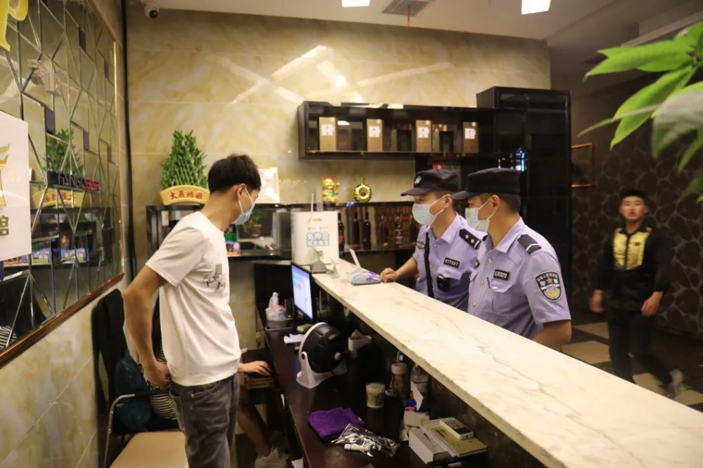 100702smp1r00s.jpg