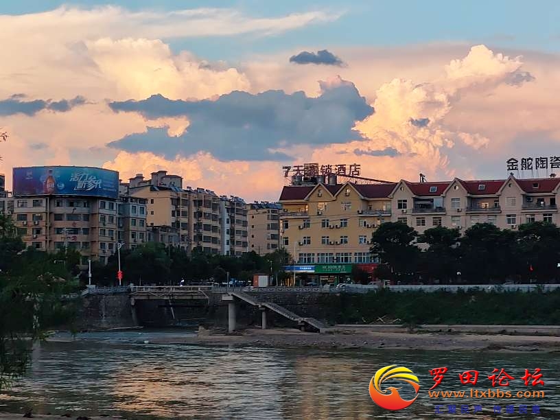 20240704215430front2_0_1160_Fsyye-x5qGPg-m9qUS0hkwhsqKgE.jpg